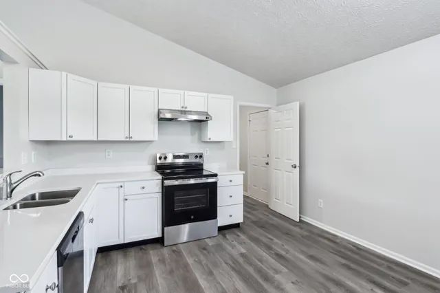 $275,000 | 12250 Longstraw Drive, Indianapolis, IN 46236