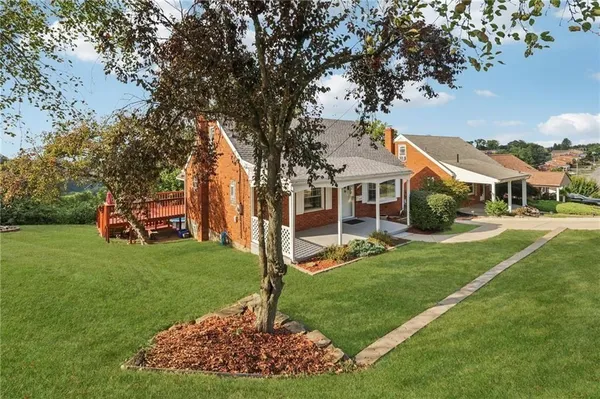 $229,500 | 723 Elwell Avenue, West Mifflin, PA 15122