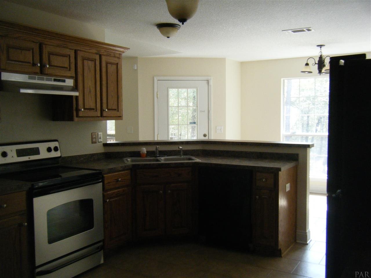 8657 Fields Road Milton, FL 32583 - Photo 6 of 25 Gallery Image 6