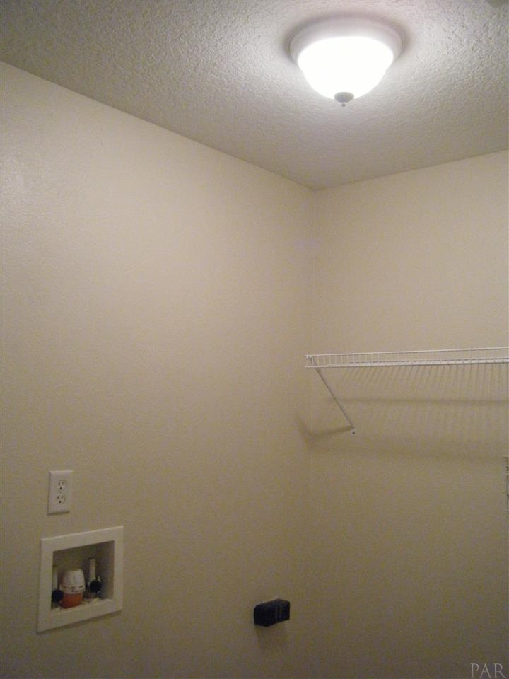 8657 Fields Road Milton, FL 32583 - Photo 8 of 25 Gallery Image 8
