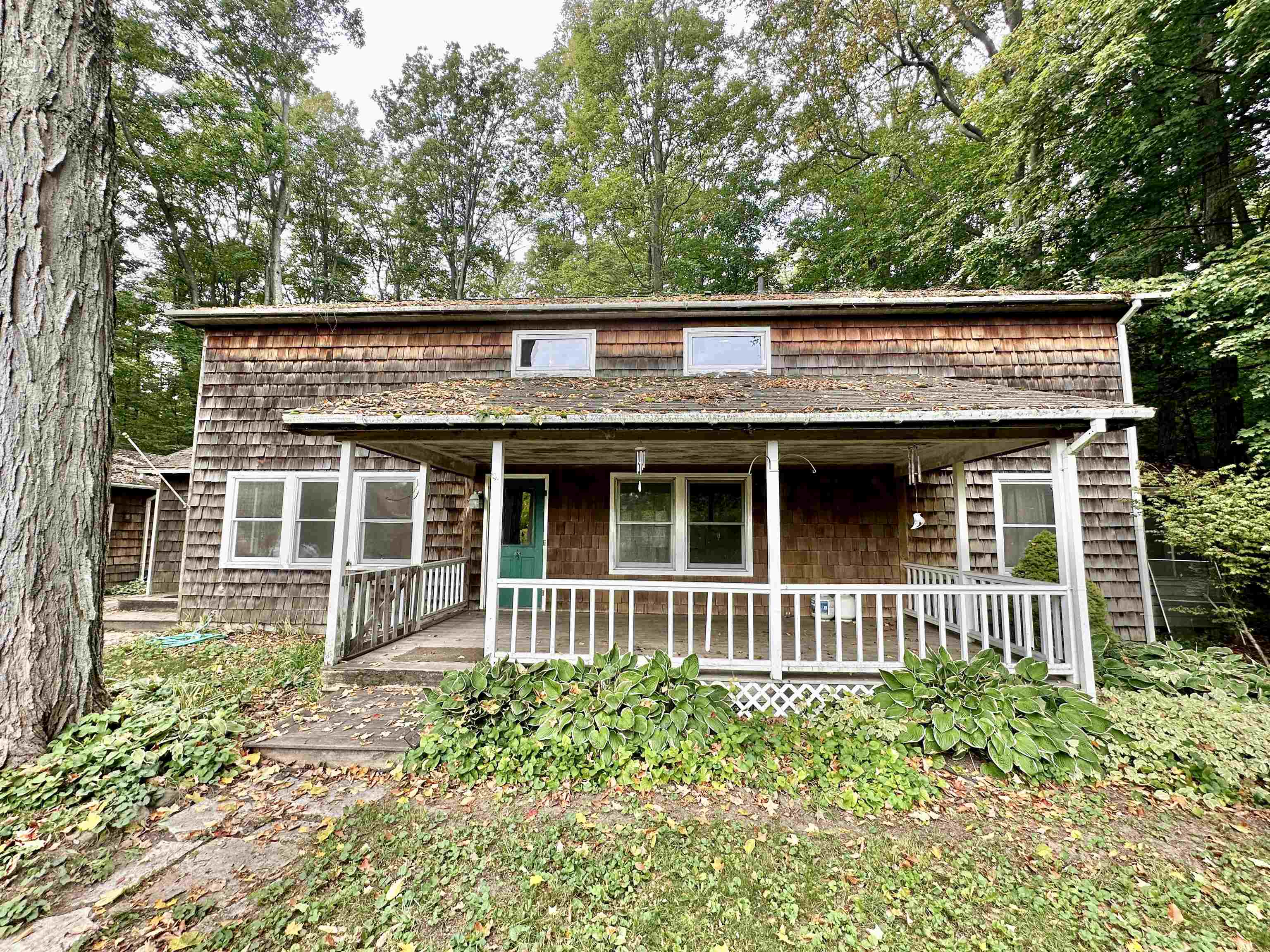 3150 South Maple Valley Road Suttons Bay, MI 49682 - Photo 4 of 54 1916451-3.JPG