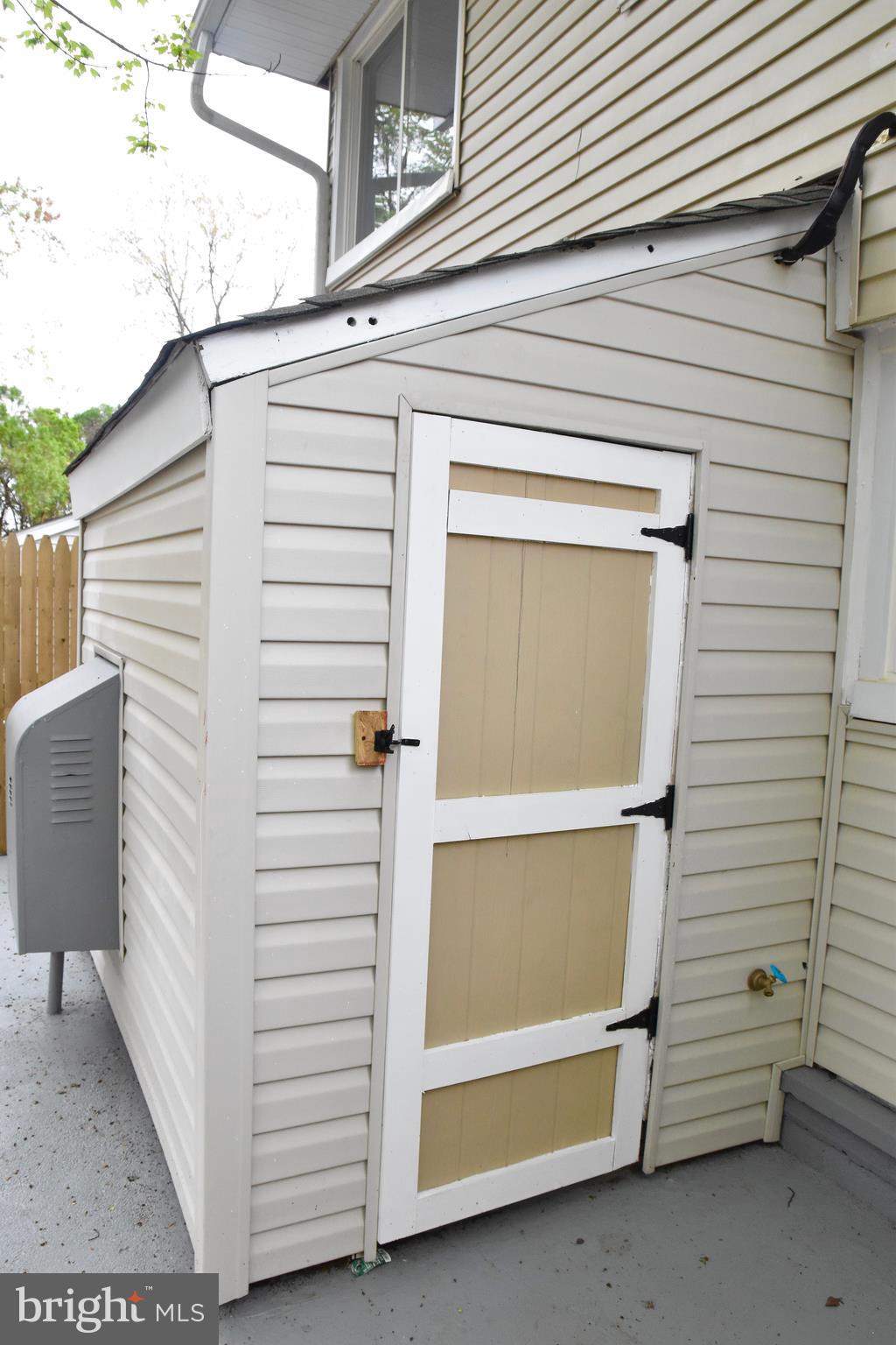 7701 Bender Road Hyattsville, MD 20785 - Photo 22 of 23 Shed