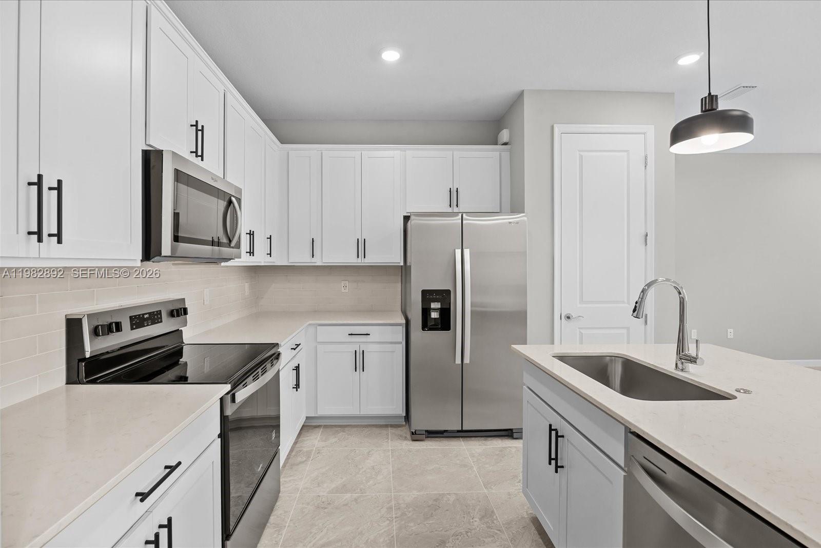 288 Southwest Sally Way, Unit 288 Stuart, FL 34997 - Photo 7 of 43