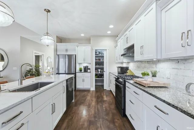 $439,900 | 13620 Montoro Court, Fort Wayne, IN 46845