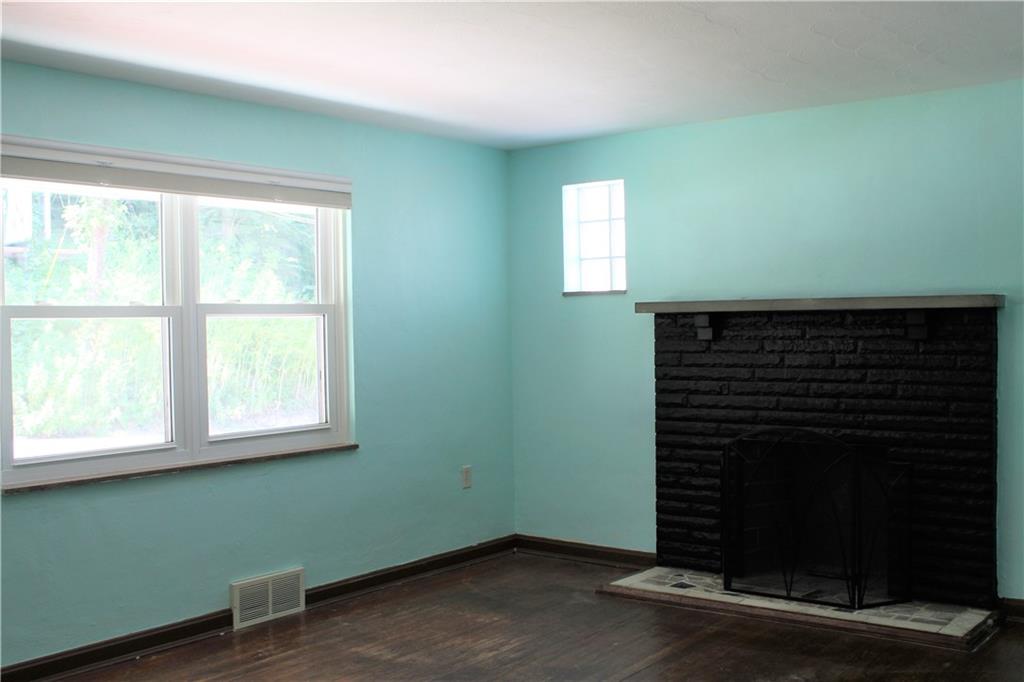 1615 Pine Hollow Road McKees Rocks, PA 15136 - Photo 6 of 25
