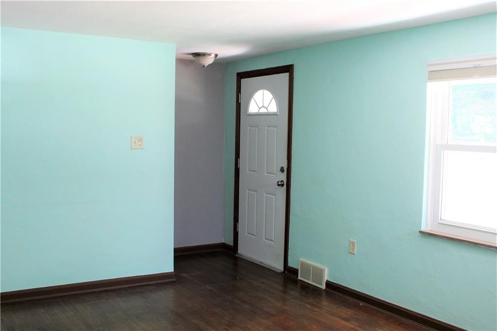 1615 Pine Hollow Road McKees Rocks, PA 15136 - Photo 7 of 25