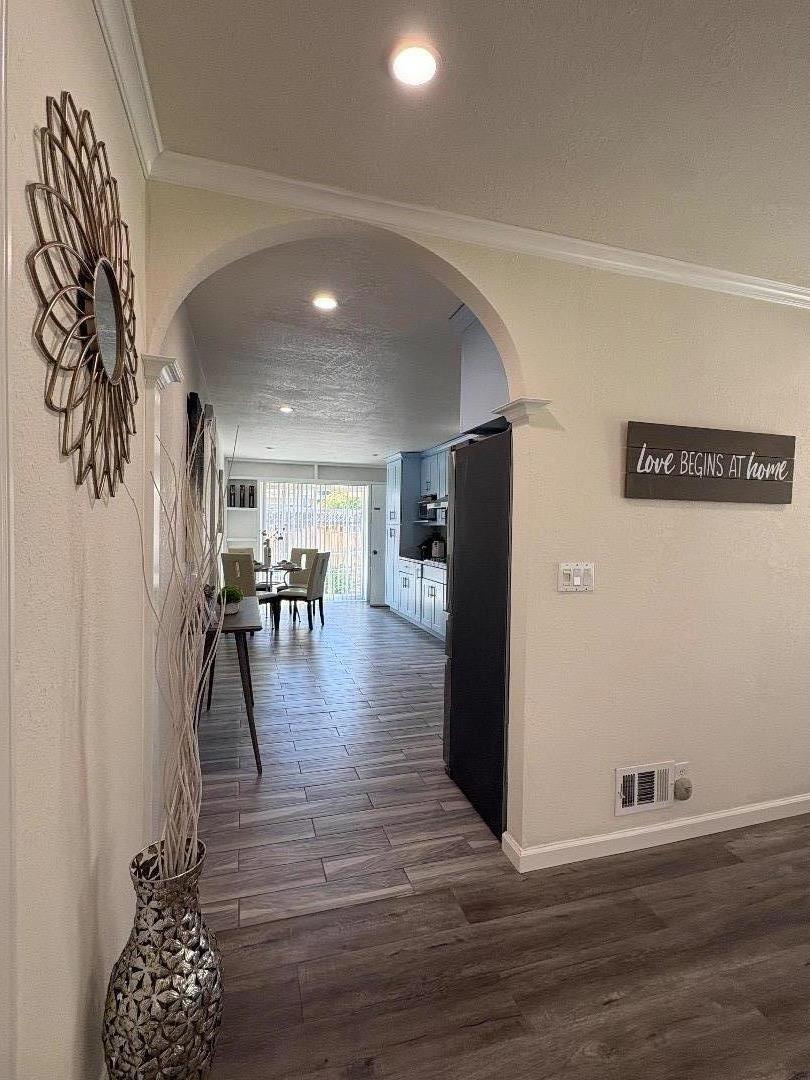 5187 Doyle Road San Jose, CA 95129 - Photo 3 of 29