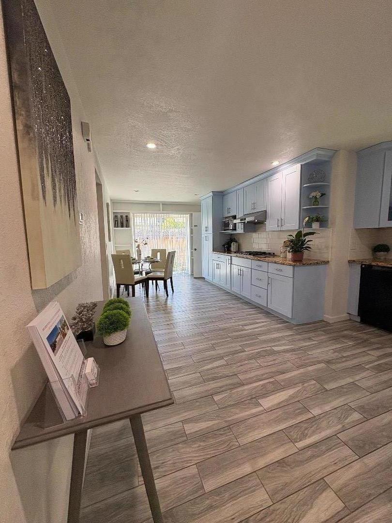 5187 Doyle Road San Jose, CA 95129 - Photo 4 of 29