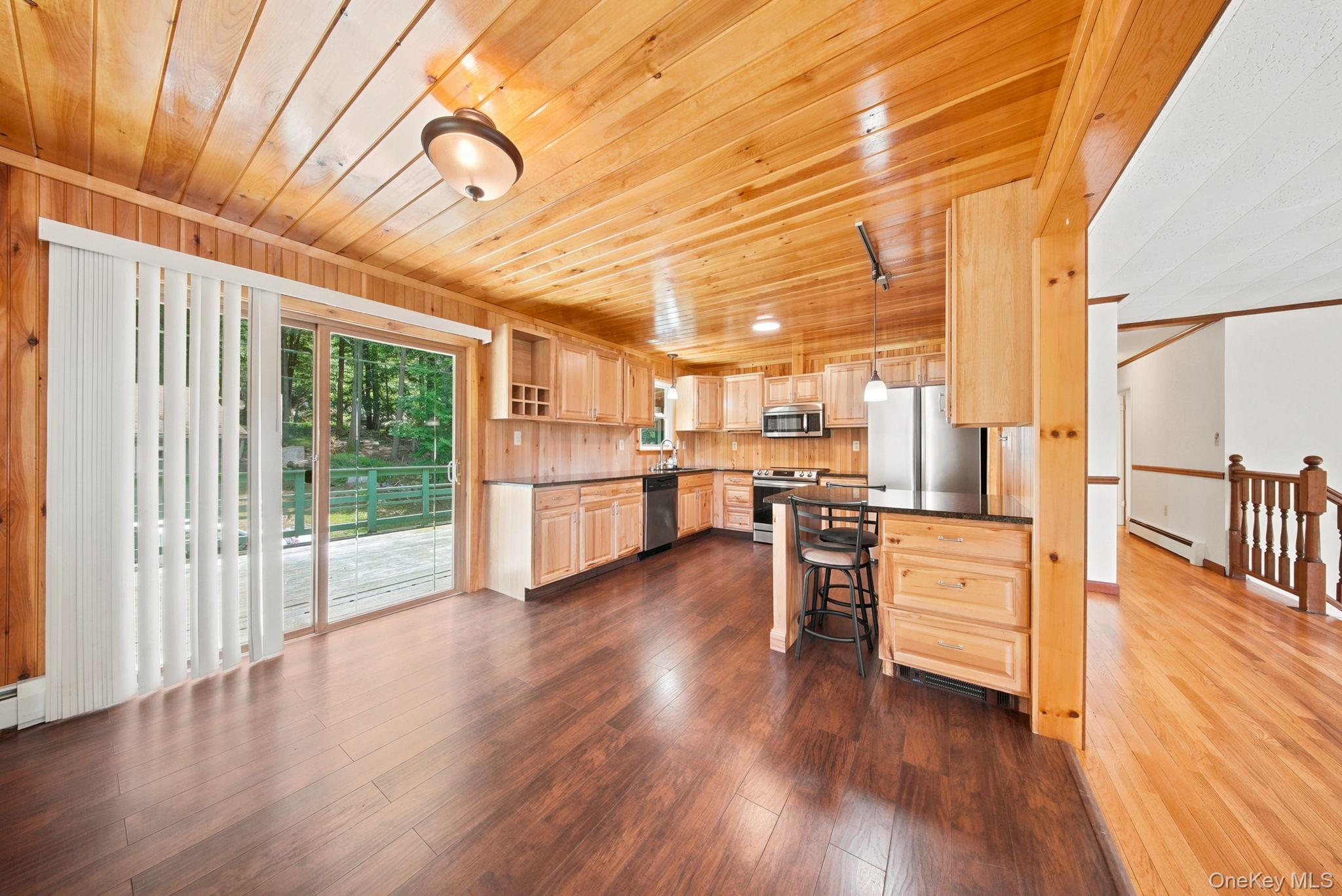 157 Ballard Road Mongaup Valley, NY 12762 - Photo 3 of 32