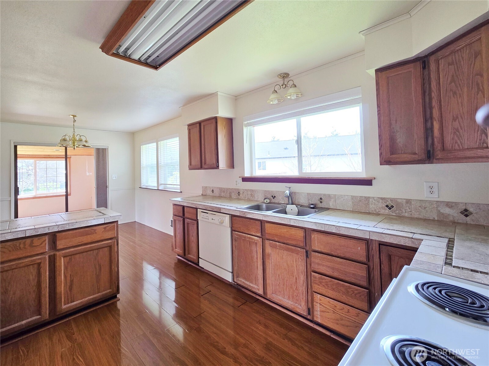 831 Robin Hood Loop Forks, WA 98331 - Photo 15 of 32 Gallery Image 15