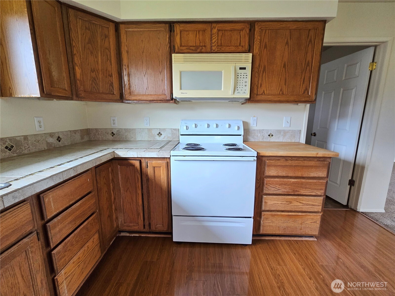831 Robin Hood Loop Forks, WA 98331 - Photo 19 of 32 Gallery Image 19