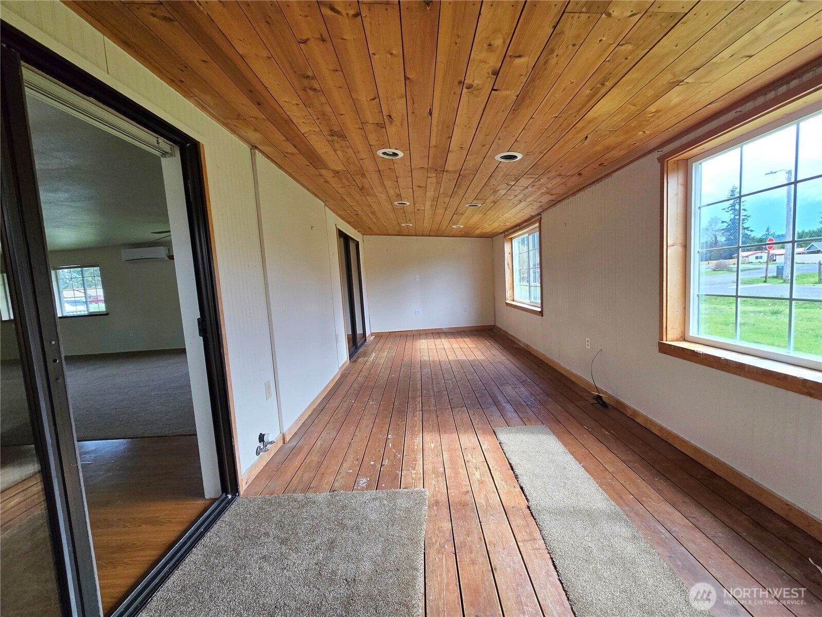 831 Robin Hood Loop Forks, WA 98331 - Photo 10 of 32 Gallery Image 10