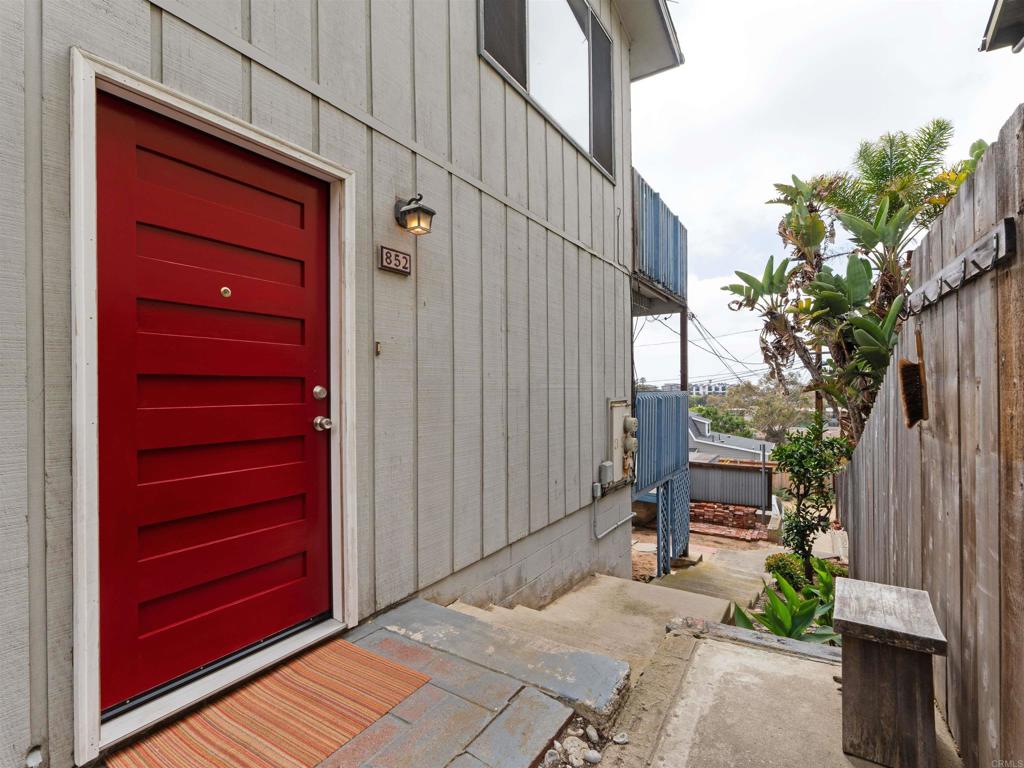 852 Dewitt Avenue Encinitas, CA 92024 - Photo 9 of 41 an outdoor view of entrance