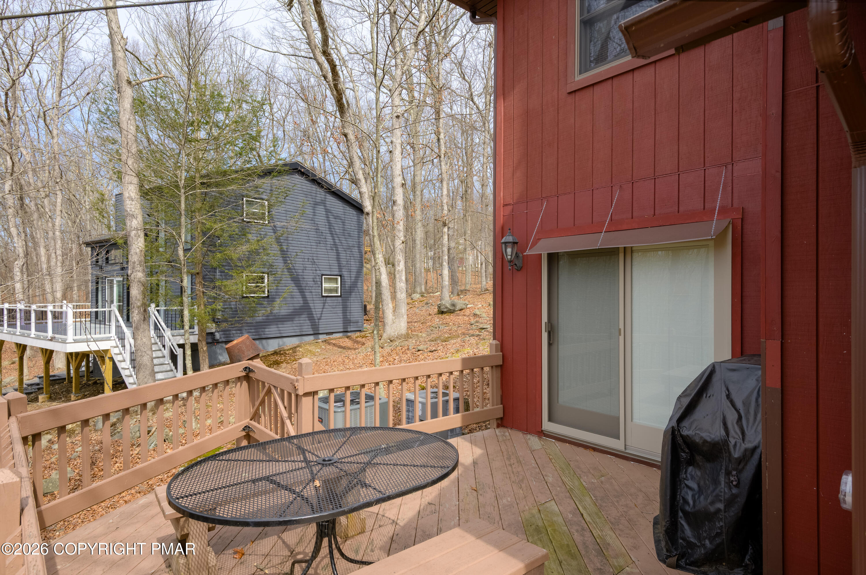 6159 Decker Road Bushkill, PA 18324 - Photo 4 of 44 007-6159decker-mbertsch