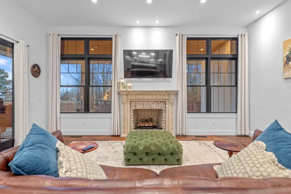 $1,395,000 | 2070 River Bluffs Drive, Jasper, TN 37347