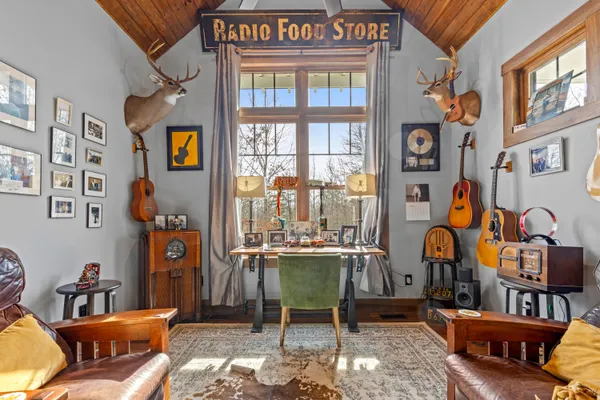 $1,395,000 | 2070 River Bluffs Drive, Jasper, TN 37347