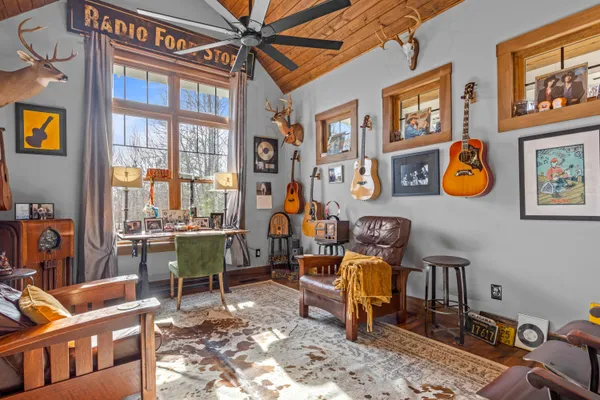 $1,395,000 | 2070 River Bluffs Drive, Jasper, TN 37347