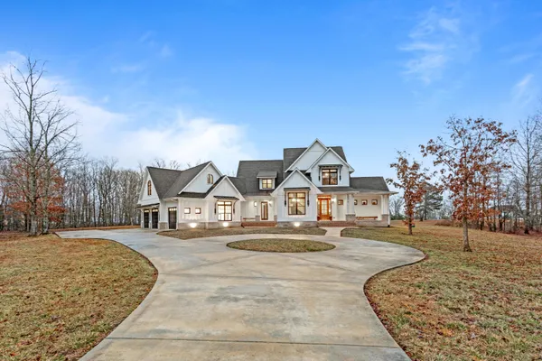 $1,395,000 | 2070 River Bluffs Drive, Jasper, TN 37347