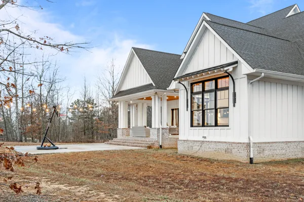 $1,395,000 | 2070 River Bluffs Drive, Jasper, TN 37347