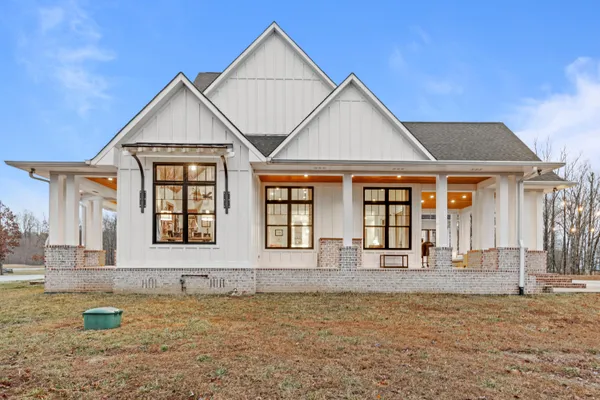 $1,395,000 | 2070 River Bluffs Drive, Jasper, TN 37347