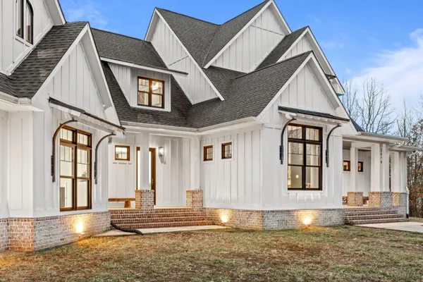 $1,395,000 | 2070 River Bluffs Drive, Jasper, TN 37347