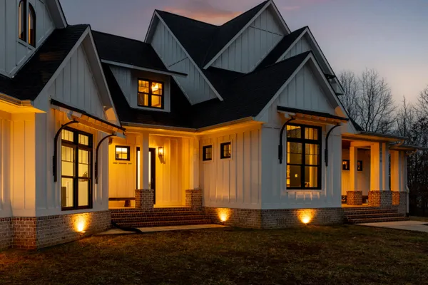 $1,395,000 | 2070 River Bluffs Drive, Jasper, TN 37347