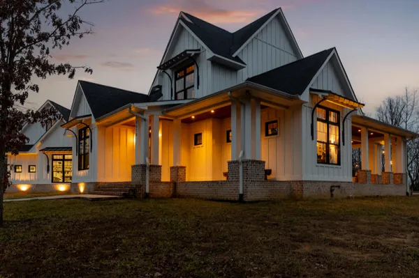 $1,395,000 | 2070 River Bluffs Drive, Jasper, TN 37347