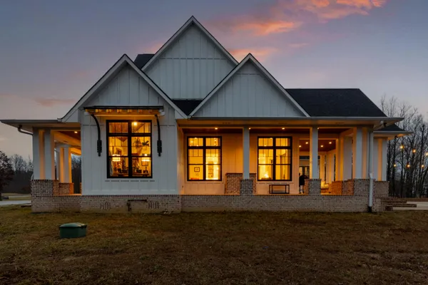 $1,395,000 | 2070 River Bluffs Drive, Jasper, TN 37347