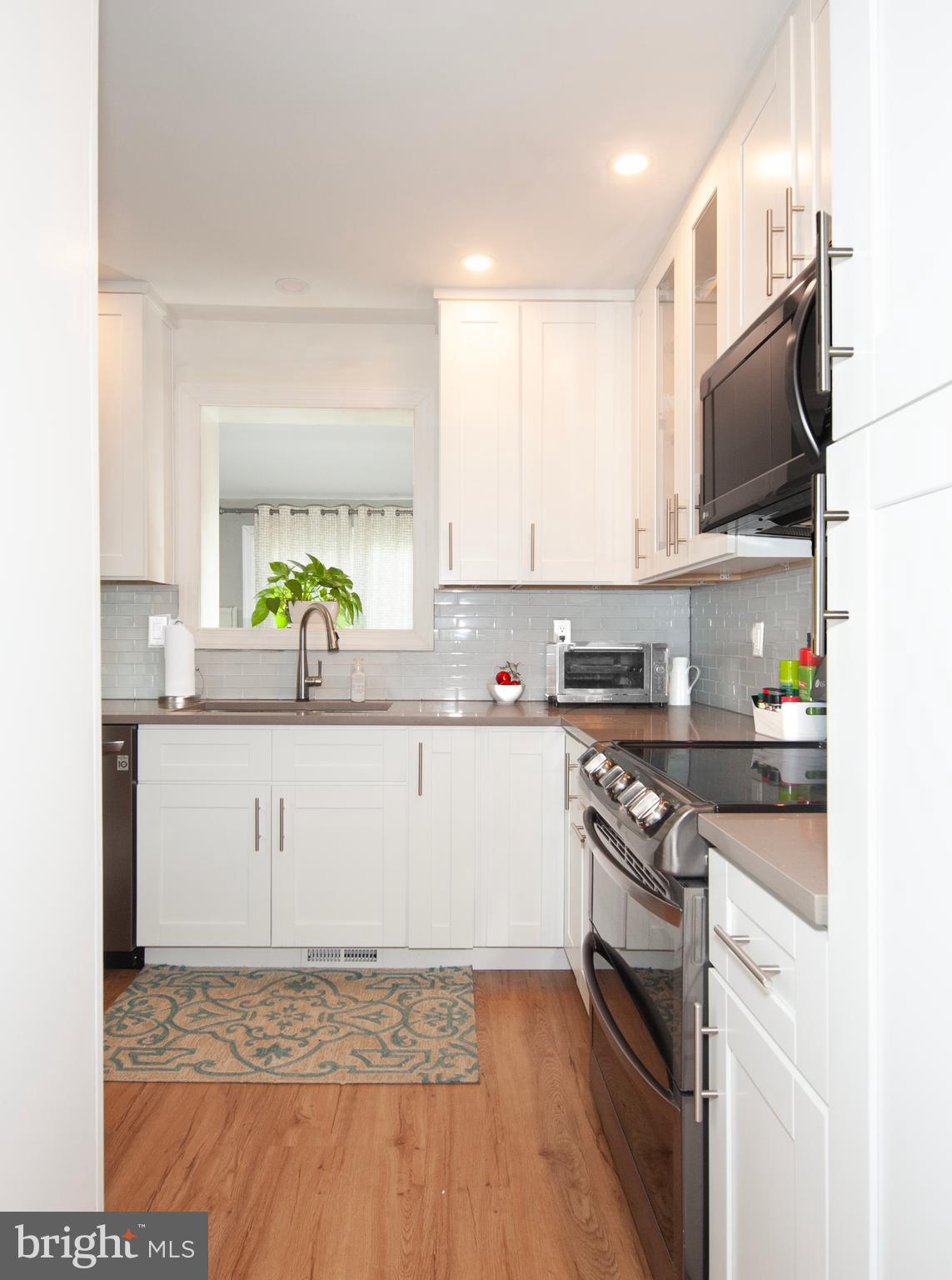 384 Old Eagle School Road Wayne, PA 19087 - Photo 7 of 28