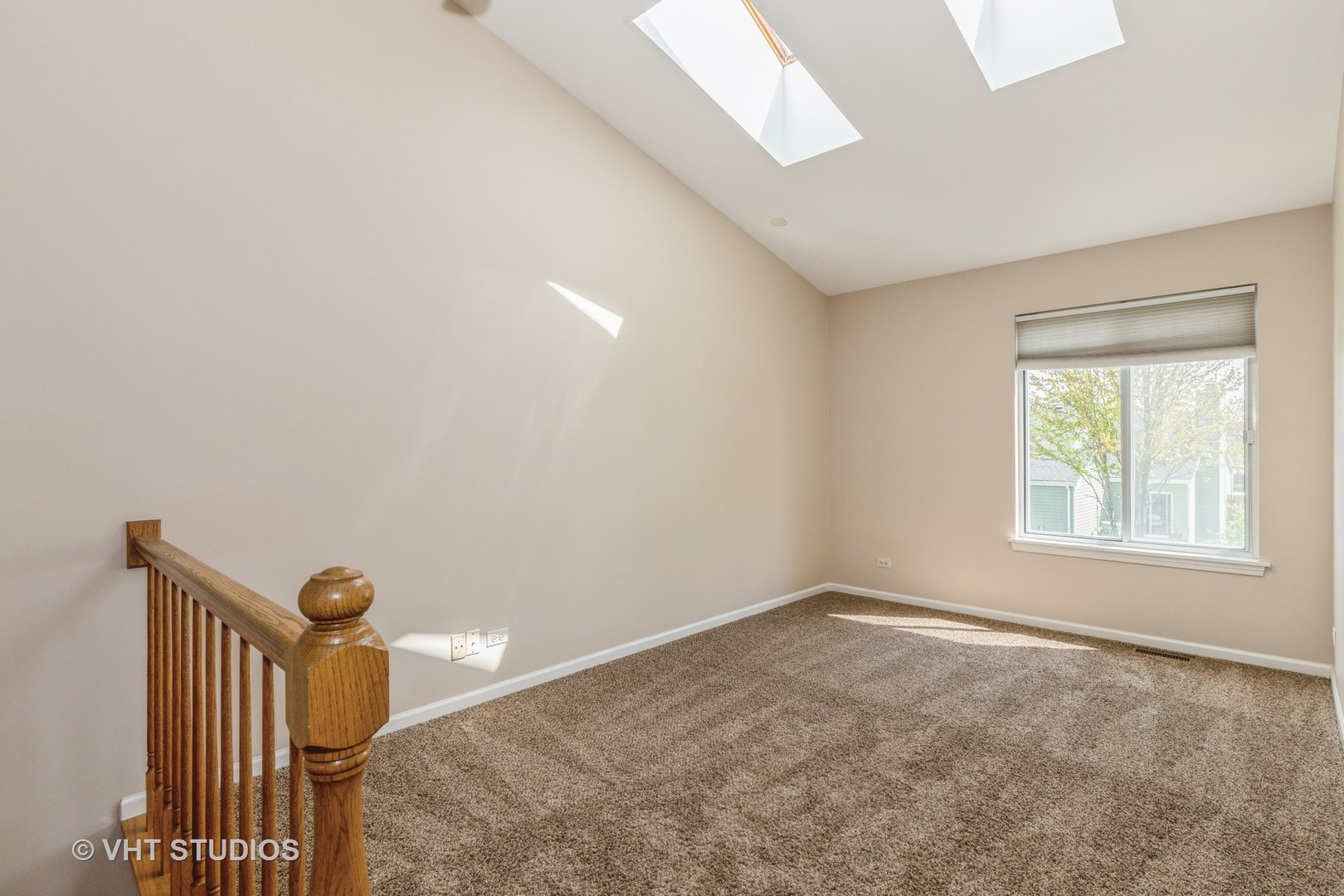 209 North Southport Road Mundelein, IL 60060 - Photo 6 of 10
