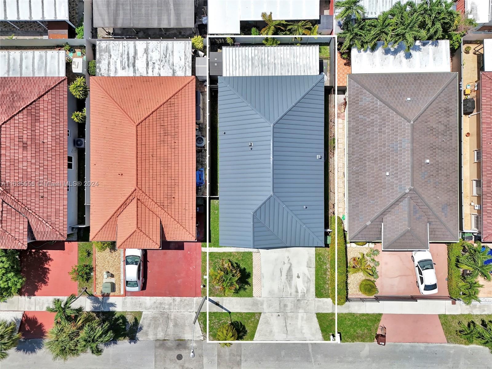 426 West 70th Street Hialeah, FL 33014 - Photo 2 of 26
