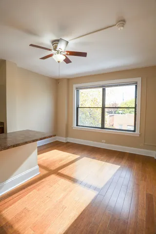 $1,150 | 5326 South Cornell Avenue, Unit 408, Chicago, IL 60615