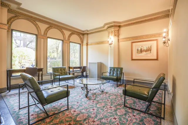 $1,150 | 5326 South Cornell Avenue, Unit 408, Chicago, IL 60615