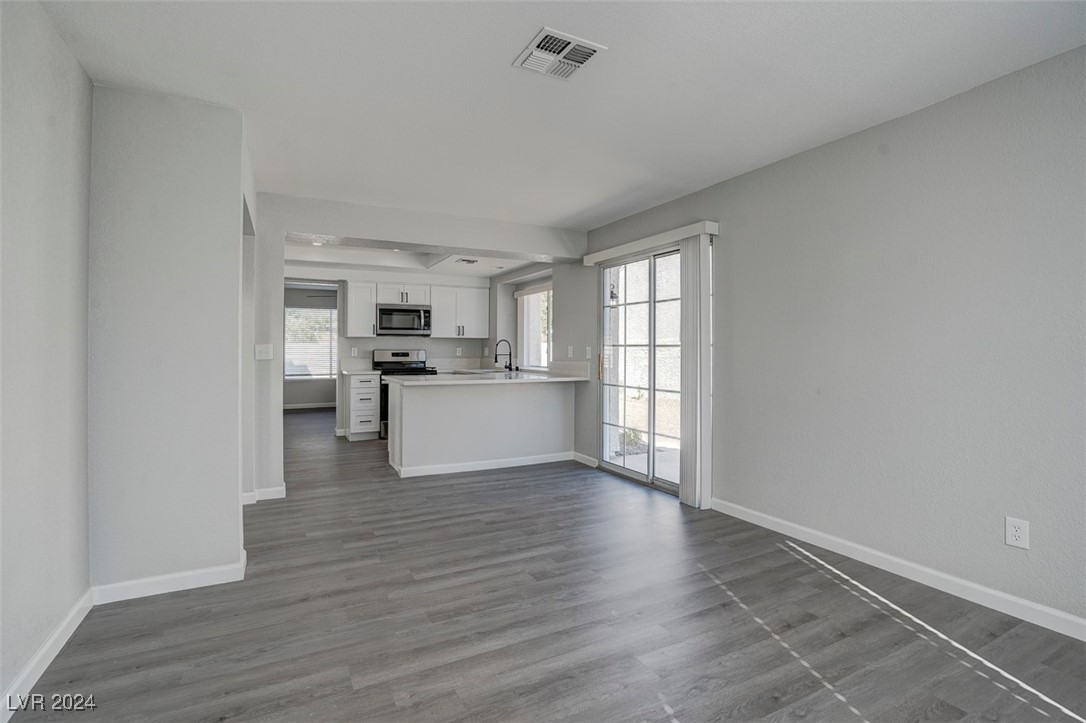 1816 Somersby Way Henderson, NV 89014 - Photo 19 of 44