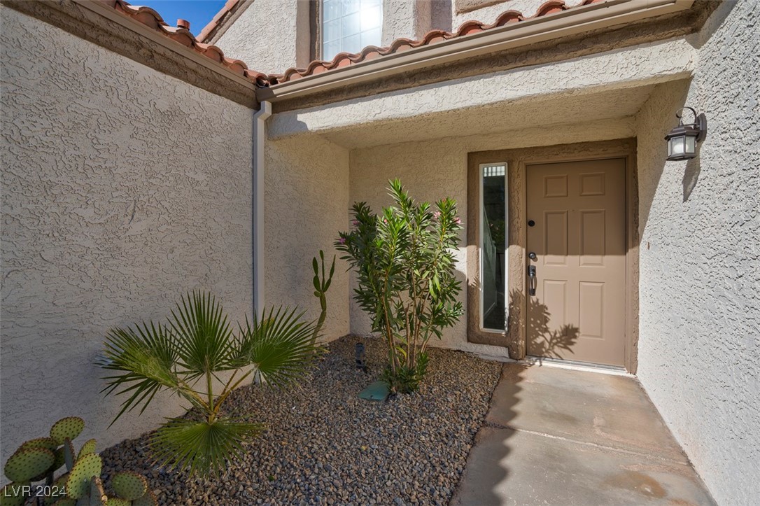 1816 Somersby Way Henderson, NV 89014 - Photo 3 of 44