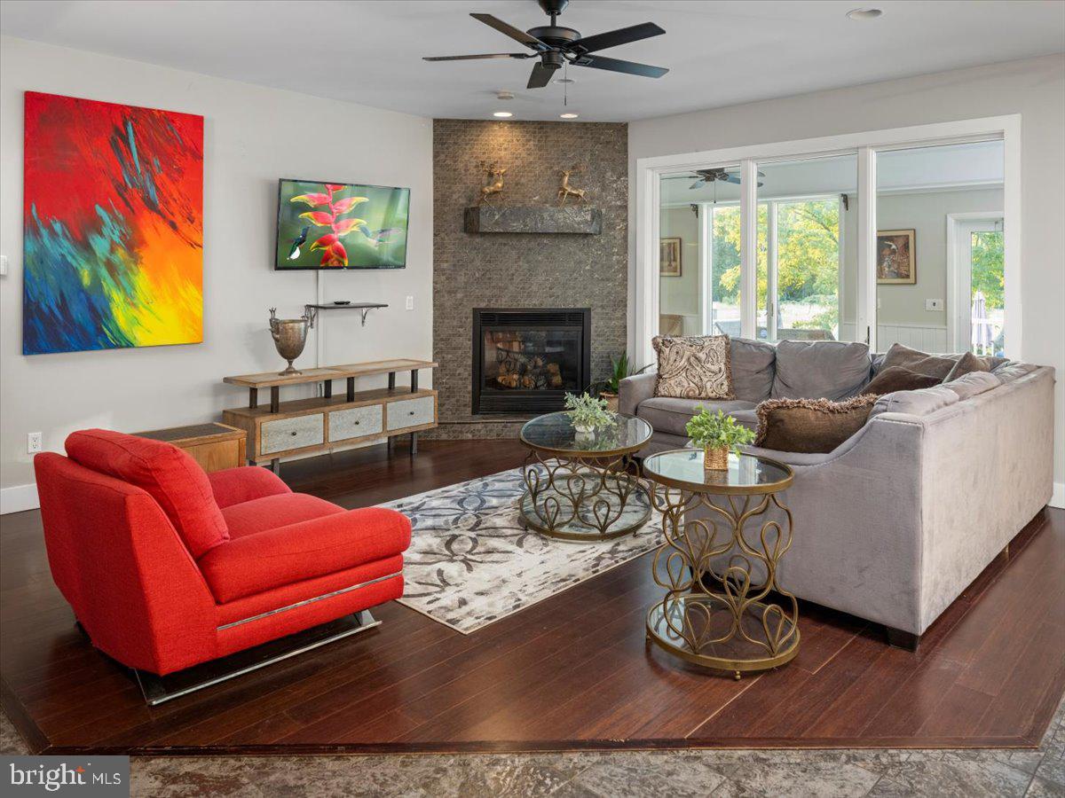 3533 State Rte 2012 Union Dale, PA 18470 - Photo 12 of 57 Bright living area with modern finishes