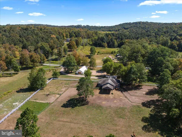 $2,660,000 | 3533 State Rte 2012, Union Dale, PA 18470