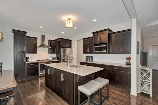 $459,900 | 24525 Clydesdale Drive, Manhattan, IL 60442