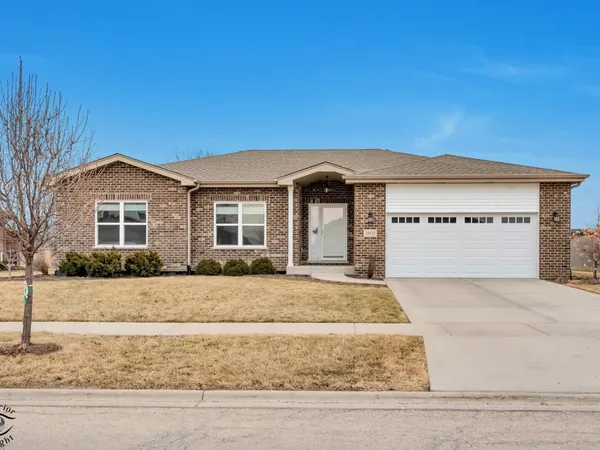 $459,900 | 24525 Clydesdale Drive, Manhattan, IL 60442