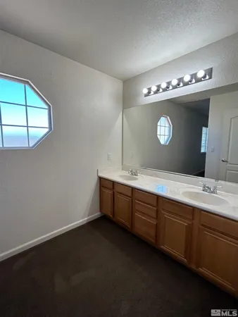$2,600 | 17910 Drift Creek Court, Reno, NV 89508