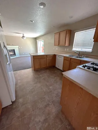 $2,600 | 17910 Drift Creek Court, Reno, NV 89508