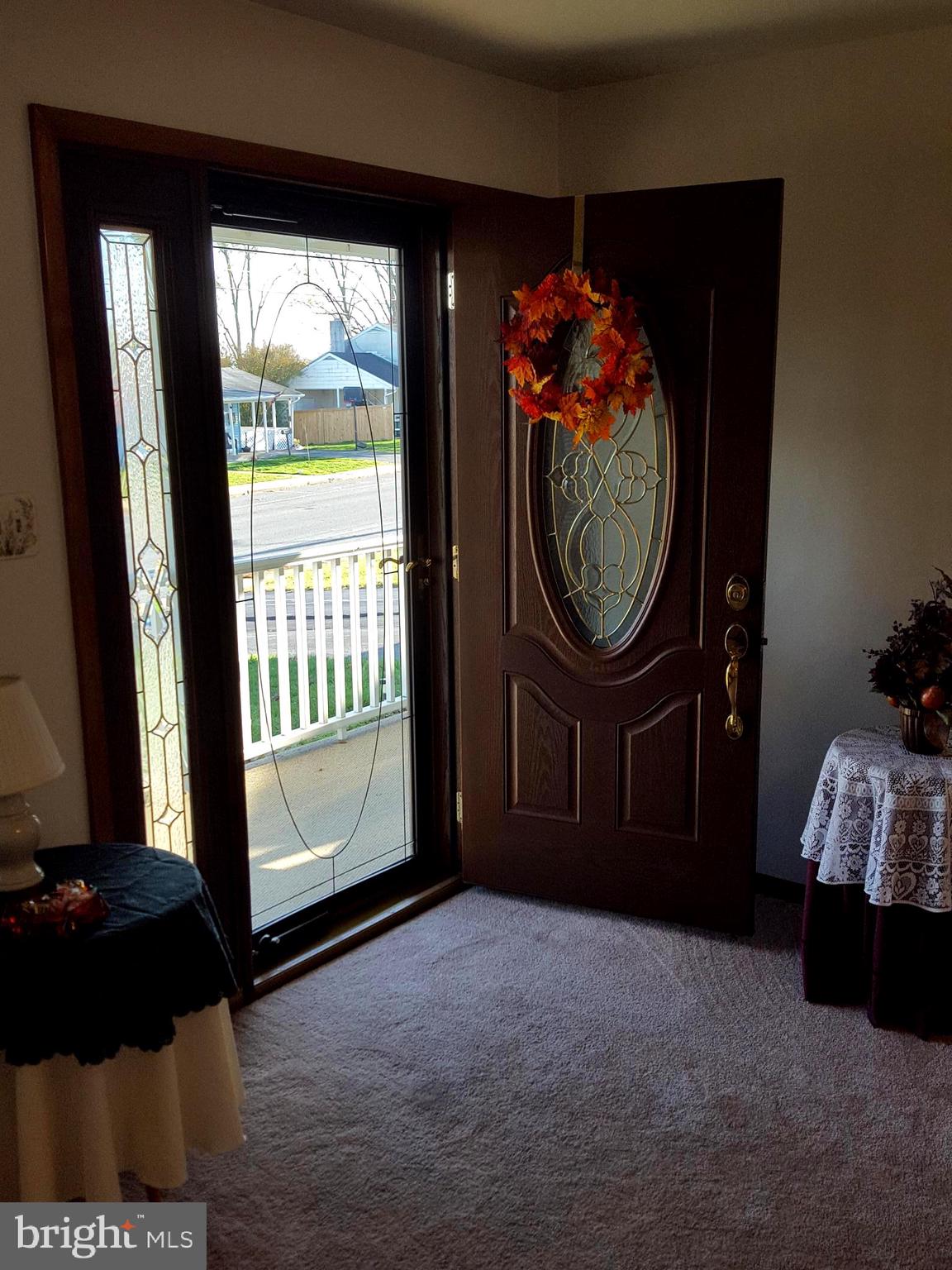 237 Wakefield Road Hagerstown, MD 21740 - Photo 2 of 23 Living Room Welcome Home!