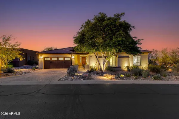 $939,000 | 1724 West Steinway Drive, Phoenix, AZ 85041
