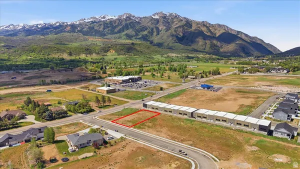 $375,000 | 5847 North Warner Acrs Drive, Unit 4, Mountain Green, UT 84050