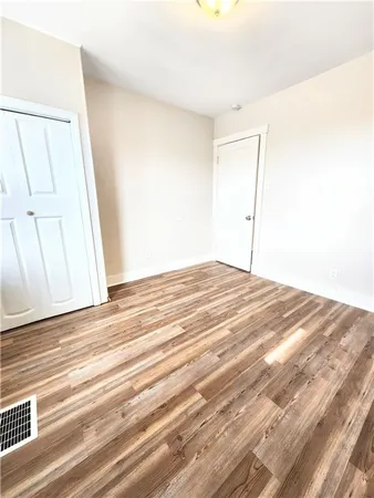 $900 | 907 Vermont Avenue, White Oak, PA 15131