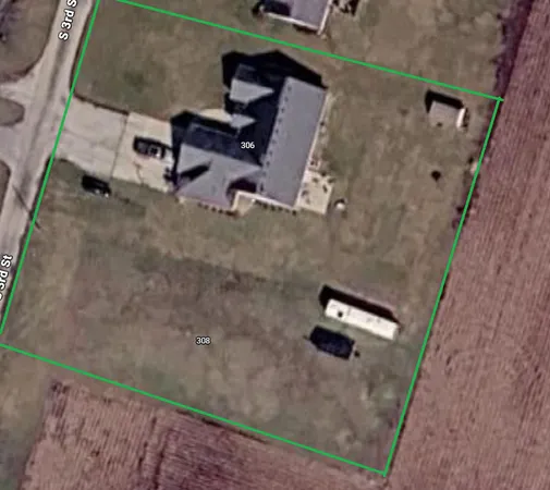 $429,000 | 306 South 3rd Street, Ashkum, IL 60911