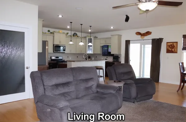$429,000 | 306 South 3rd Street, Ashkum, IL 60911