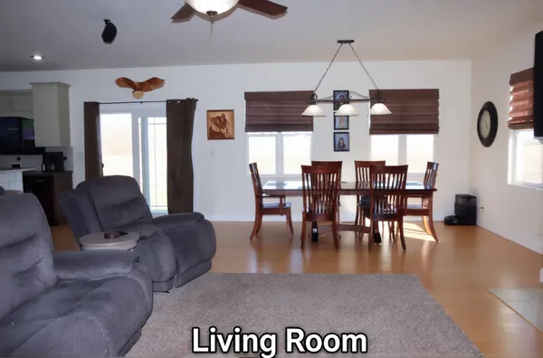 $429,000 | 306 South 3rd Street, Ashkum, IL 60911