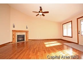 511 Karen Rose Drive Rochester, IL 62563 - Photo 3 of 14