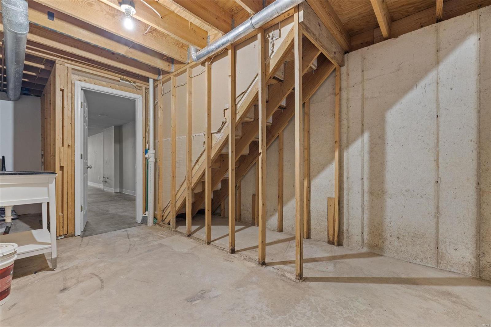 5458 Milburn Road Oakville, MO 63129 - Photo 30 of 32